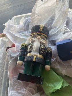 Nutcracker entire ….. Xmas  Set Wooden Blocks Figurines 