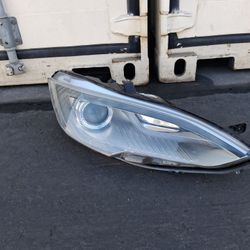 Tesla Headlight 