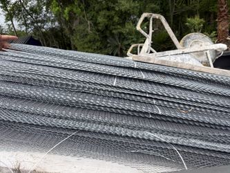 Expanded metal bundles of 10