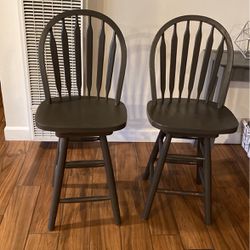 Set Of Two Counter Stools 24” Inches color Dark Gray