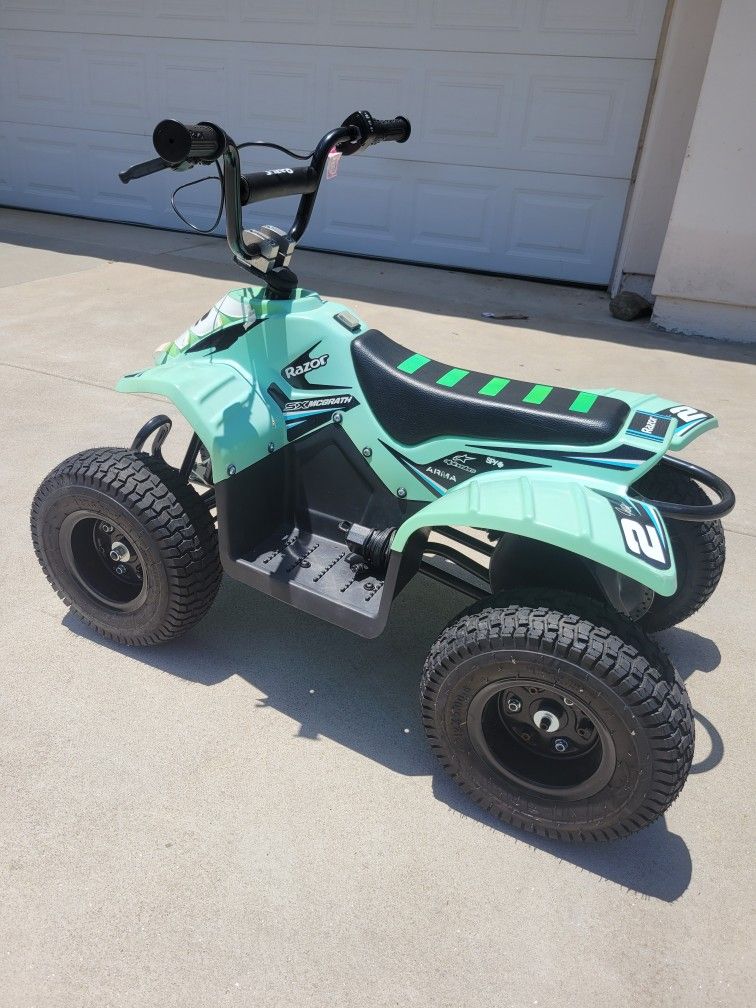 Razor Dirt Quad All Terrain Vehicle 24V, BRAND NEW BATTERIES