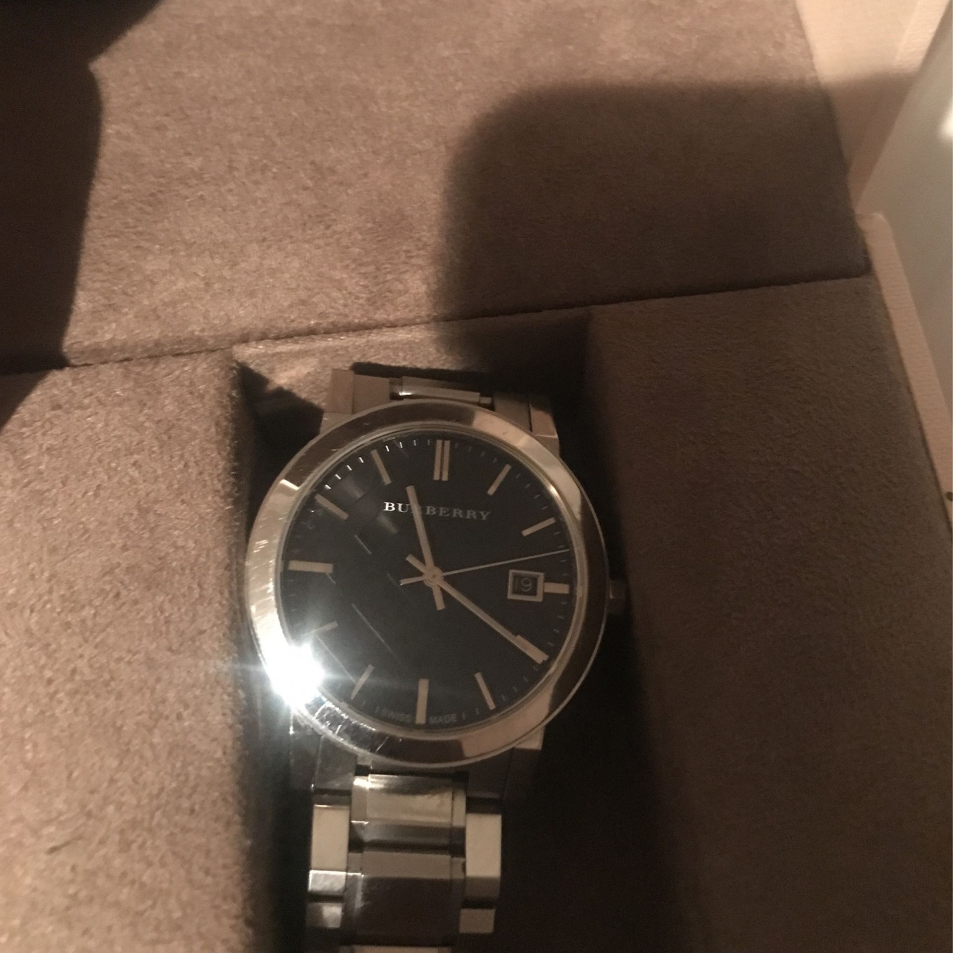 Burberry Watch With Black Face