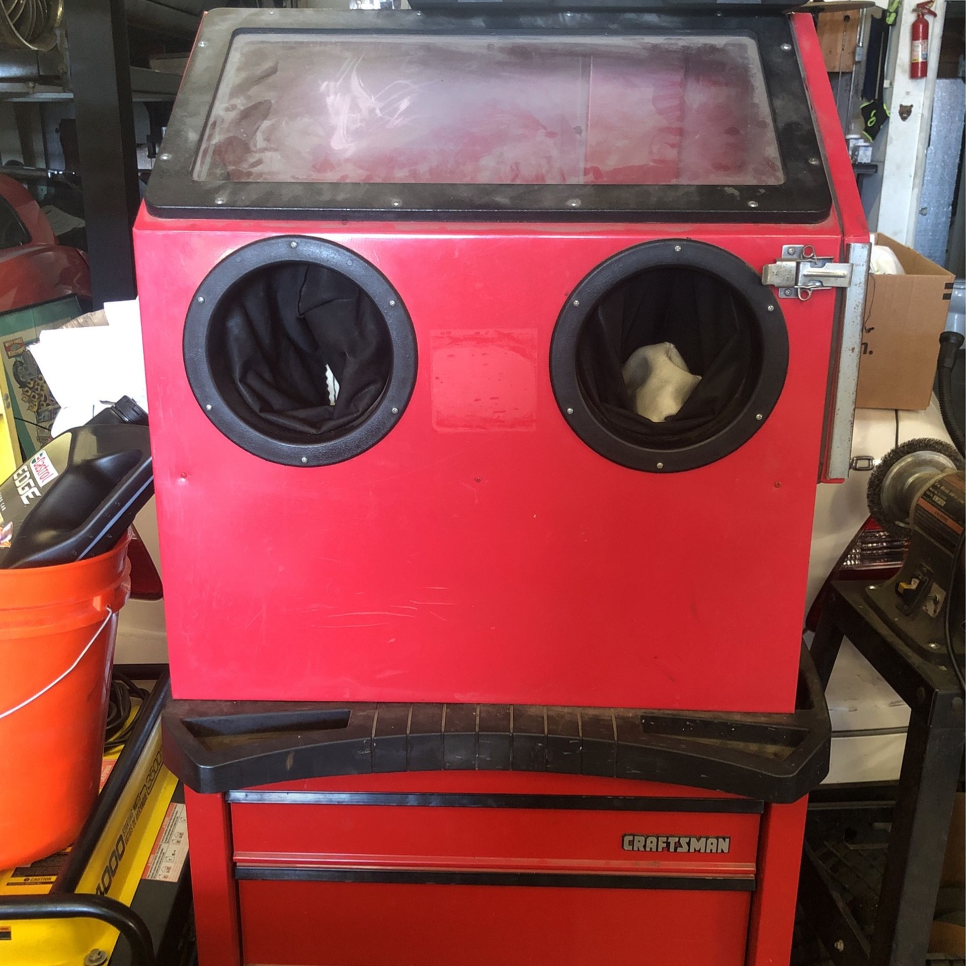 Sand Blasting Cabinet
