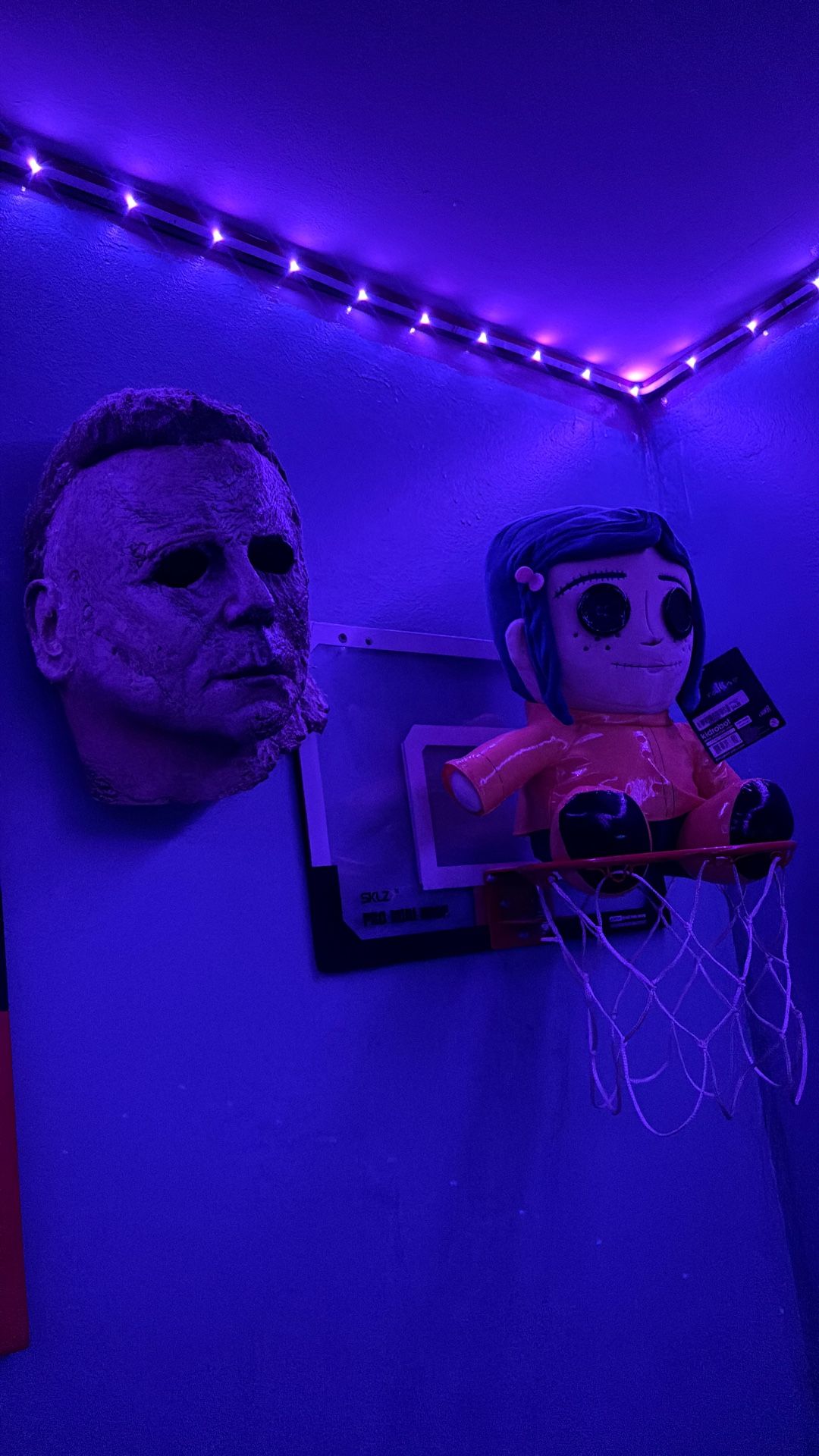 Michael Myers, Caroline