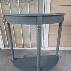 Table/ Stand