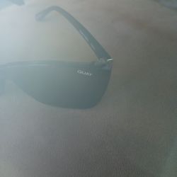 Quay Come Thru Womans Sunglasses