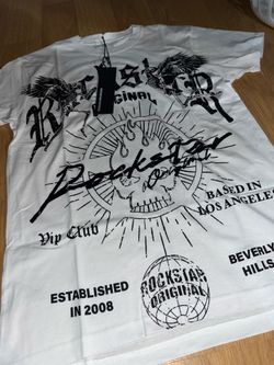 Black and white t-shirt