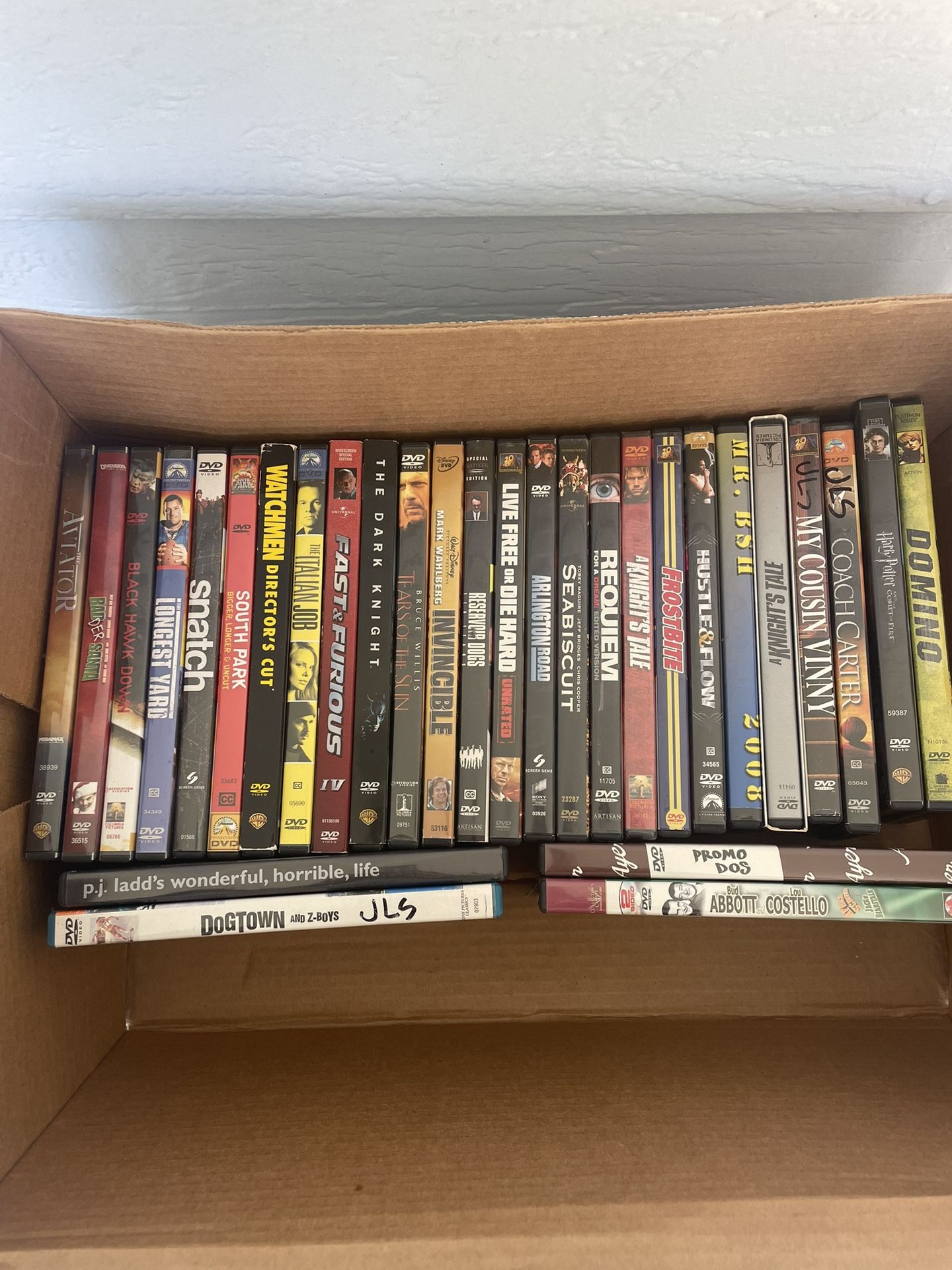 32 DVD Movies