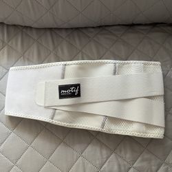 Motif Medical Pregnancy Support Band - Small