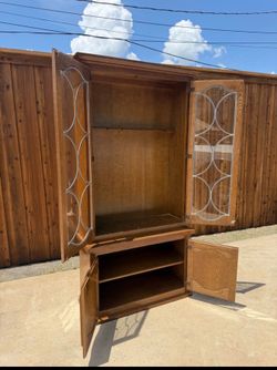 Rifle display cabinet