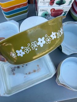 Vintage Pyrex 043