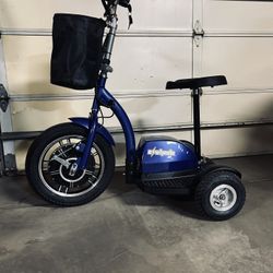 BRAND NEW E-WHEELS SCOOTER, 45% Off