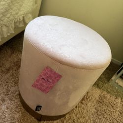 Hello Kitty Ottoman 