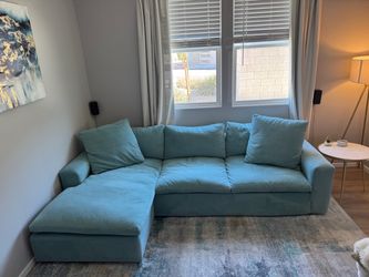 Shuffle Sofa w/Reversible Chaise