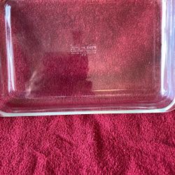 Pyrex  Clear Baking Rectangle