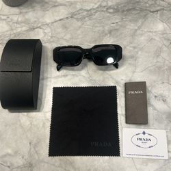 PRADA GLASSES