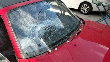 La Auto glass