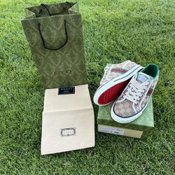 Gucci Shoes