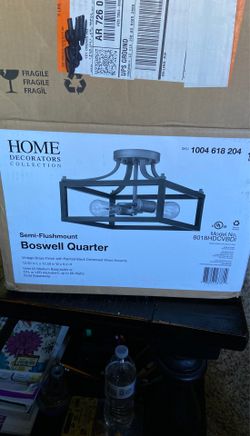Home Decorators light New in box