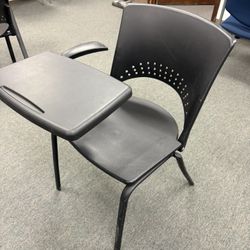 Classroom Chairs With Foldable Desk 