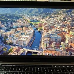 Apple Macbook Pro 13 Inch 2020