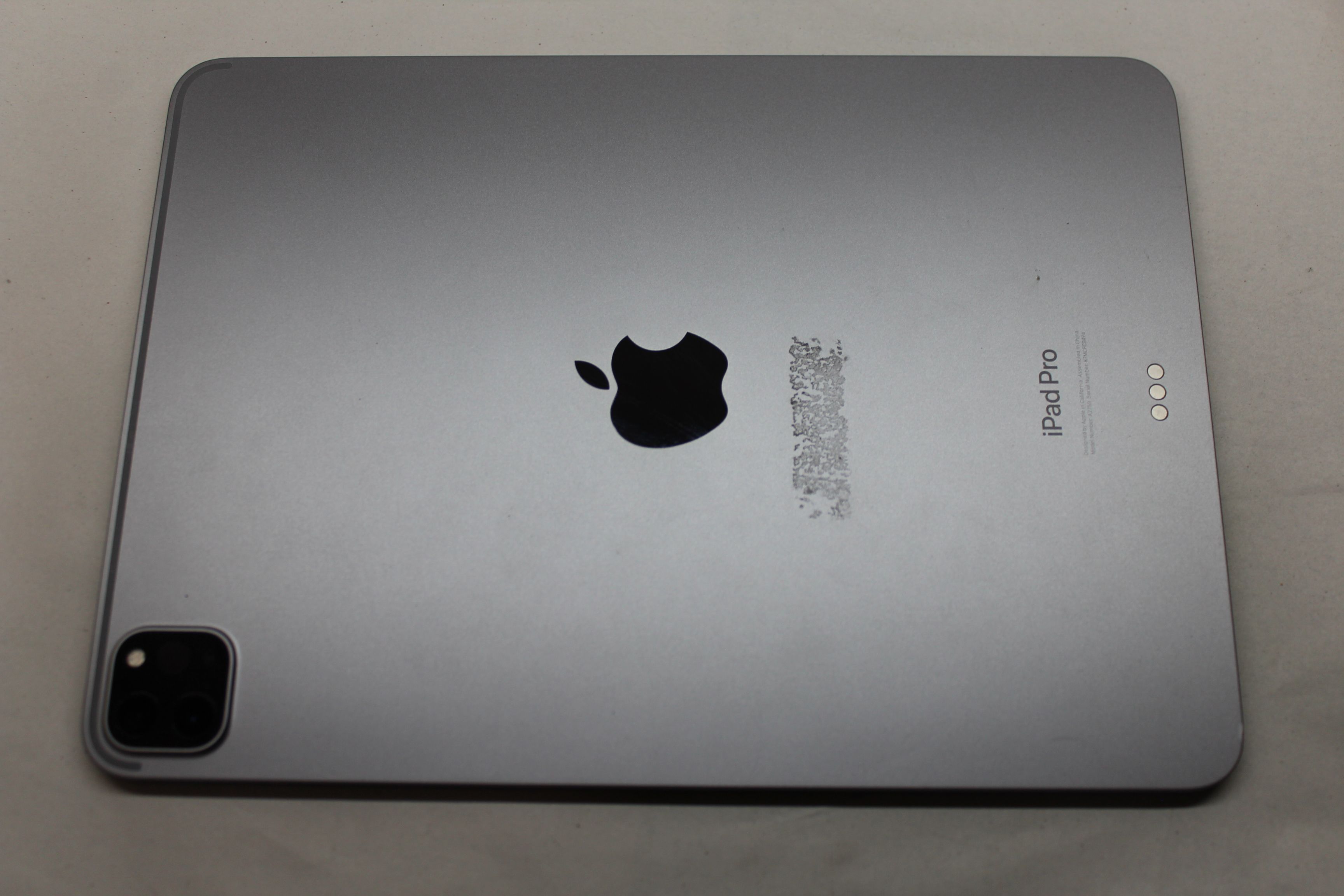 Apple iPad Pro 11" 4th Gen - Space Gray A2759