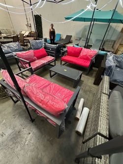 Moving Sales only 2 days left!!! New 4 pcs Aluminum Outdoor Patio Furniture Loveseat sofa table