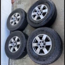 4- TOYO OPEN COUNTRY 265/75r16  $400