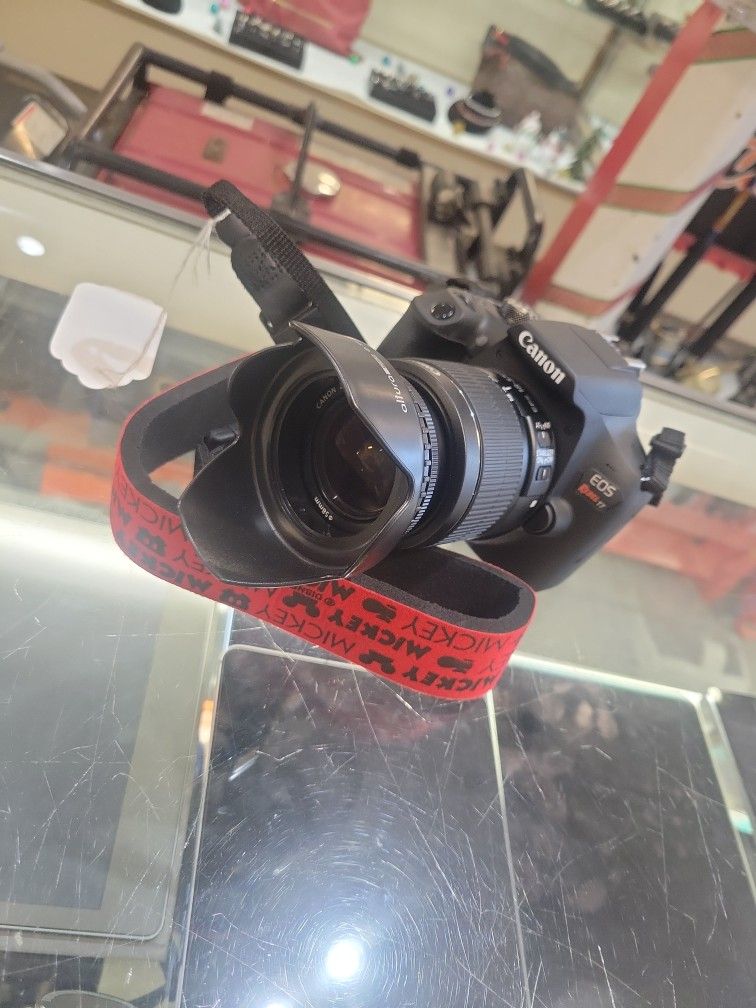 EOS REBEL T7 CAMERA