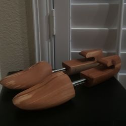 Cole Haan Spring Loaded Cedar Wood Adjustable Shoe Trees Stretcher Size Medium