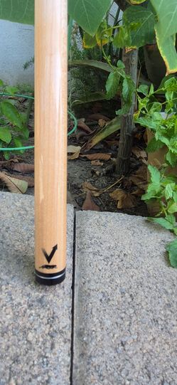 Pool cue shaft vantage