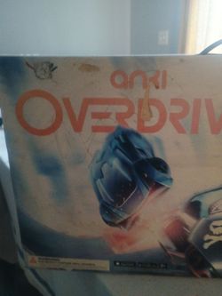 Electric race track toy Anki