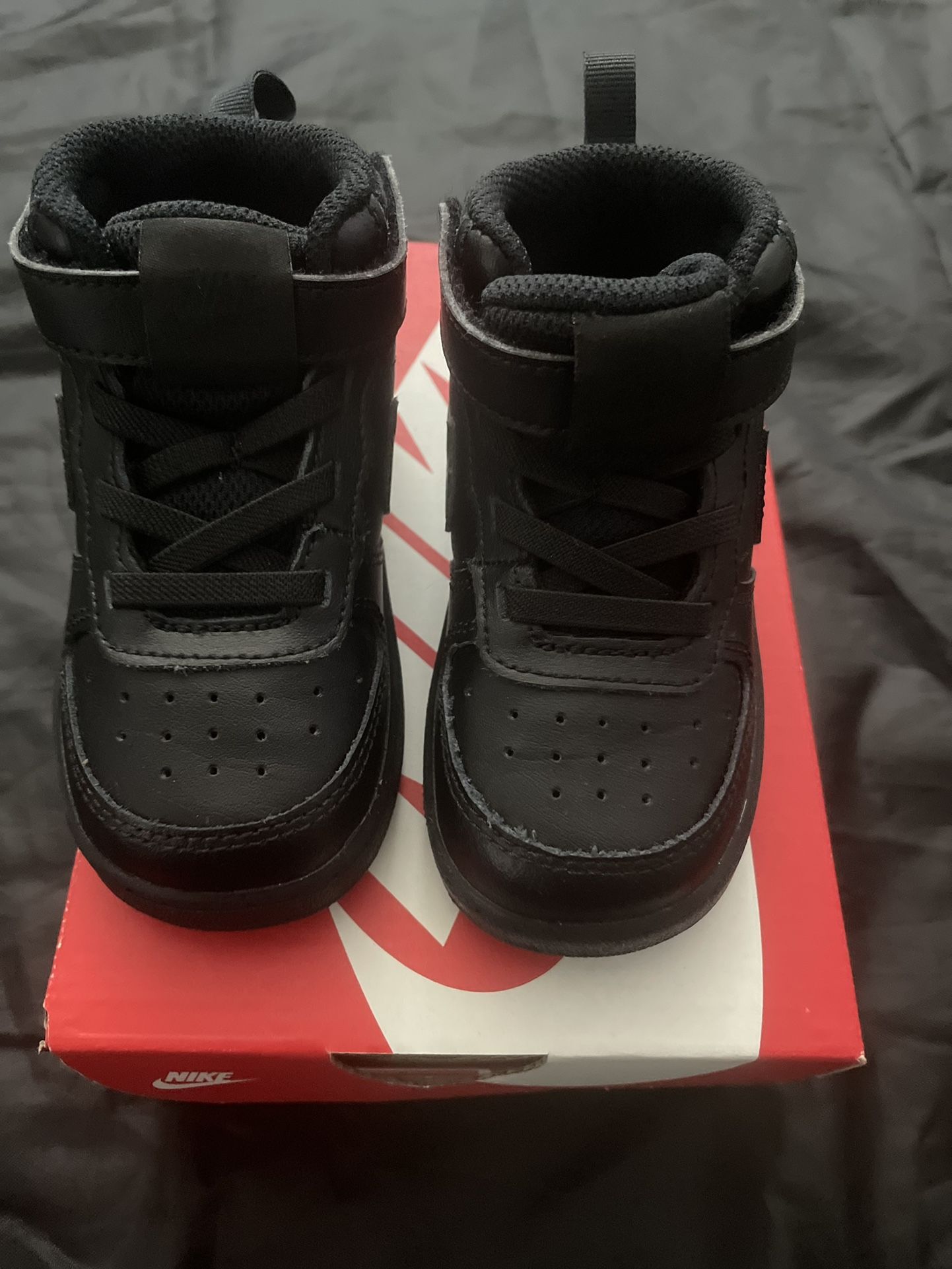 Baby/Toddler Nike Court Borough Mid 2 (size 7c)