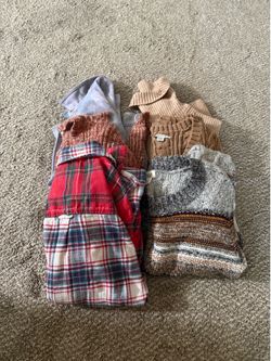Assorted women’s clothing small
