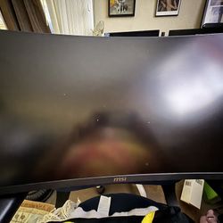 MSI Optix MAG271VCR Curved 27 Inch 165hz 1080p