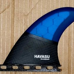 HAVASU FIN CO REAR QUADS...FUTURE BASE CARBON FIBER $45 BRAND NEW... 