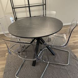 Round Dinning Table 
