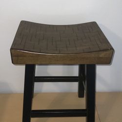2 Set Medium Height Bar Stools