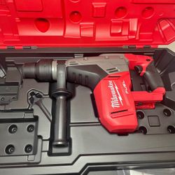 New 1-9/16” ROTARY HAMMER SDS Milwaukee M18 FUEL (Tool Only Solo Herramienta)