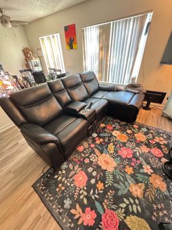 Recliner couch with Bluetooth speaker and light