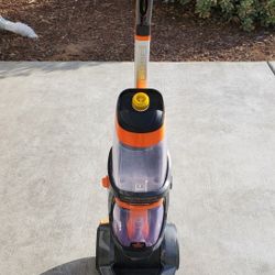 Bissell Deep Clean Vacuum 