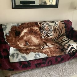 Ultra Plush Blanket/Bed Cover