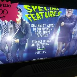 27" Vizio Smart TV 