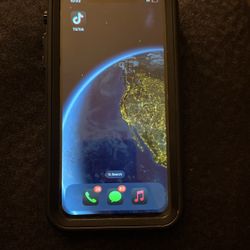 iPhone XR With Working Tiktok First Come First Serve 