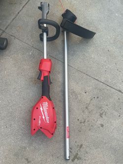 Milwaukee M18 FUEL 18V 16 in. Brushless Cordless Battery Powered String Trimmer with QUIK-LOK Attachment Capability (Tool-Only)