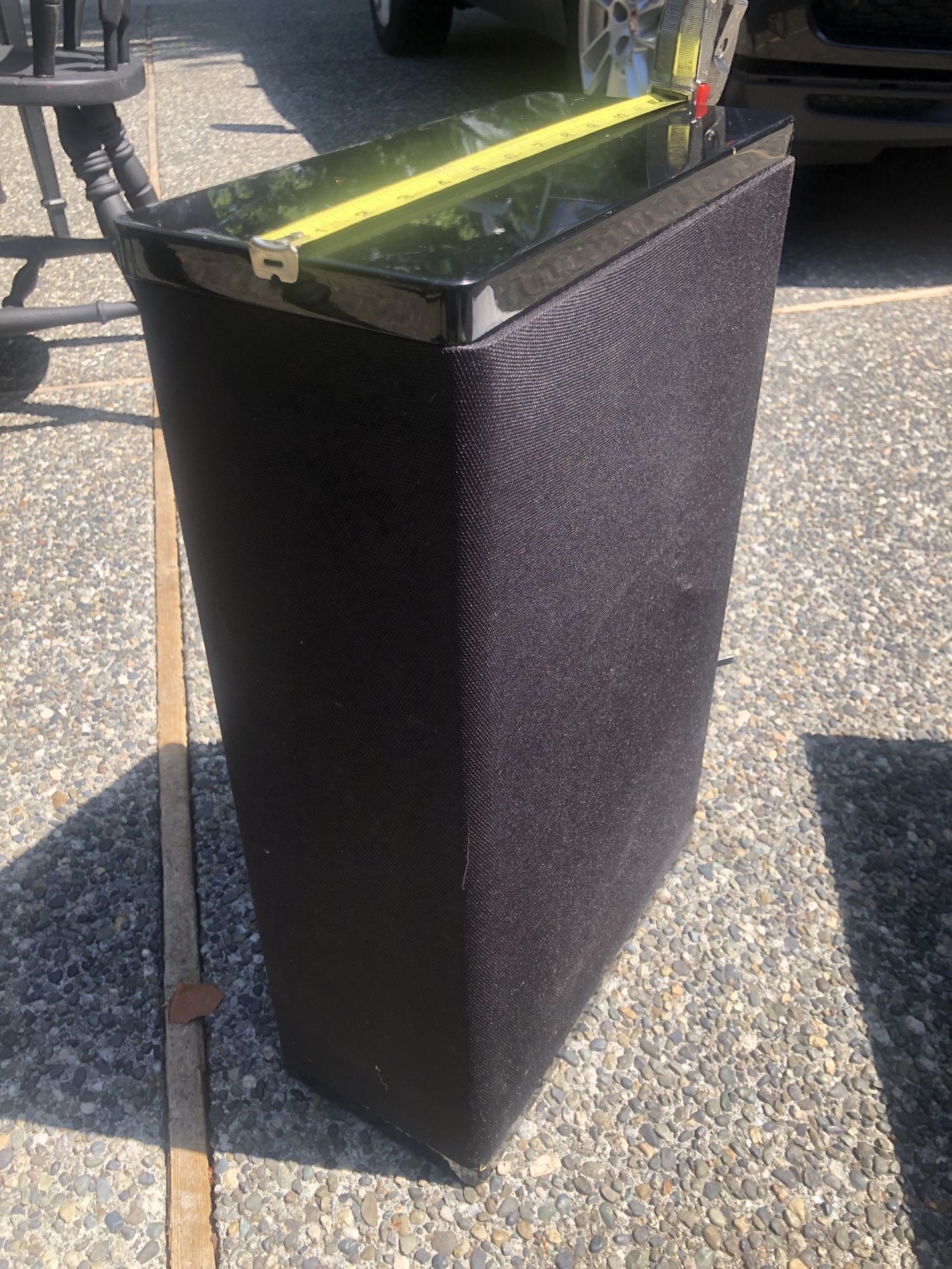 Slim Style Definitive Technology Center Channel Speaker