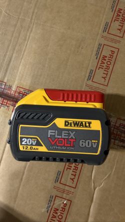 Dewalt Batteries Brand New Give Me Offers