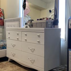 White Dresser/Vanity 