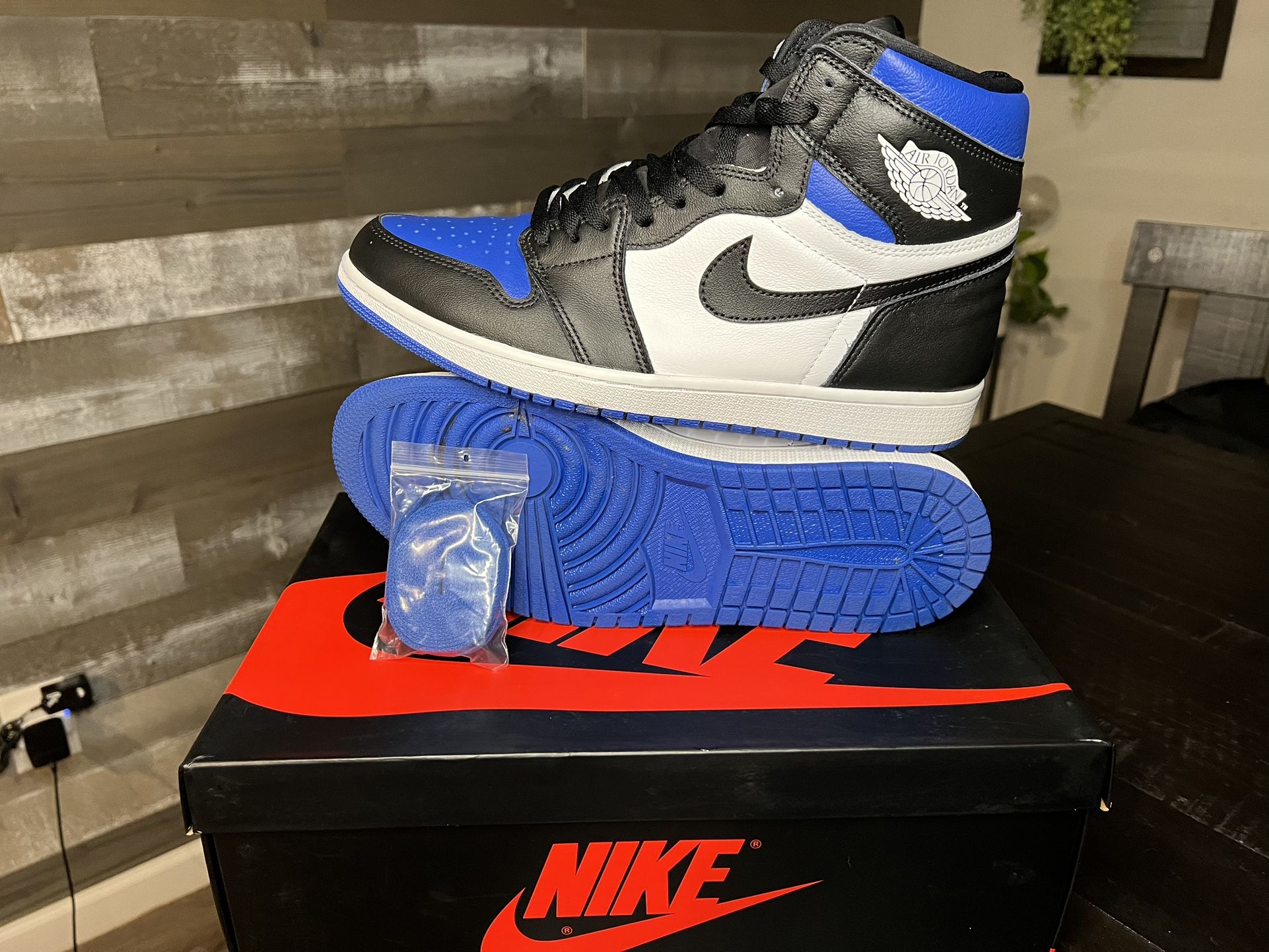 Nike Air Jordan 1 Retro High OG Royal Toe Size 12 for Sale in