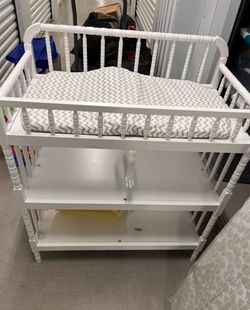 Baby changing table